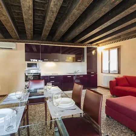 Apartment La Residenza Venice