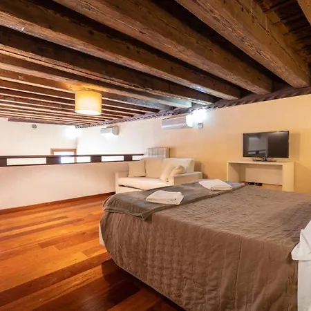 Apartment La Residenza Venice